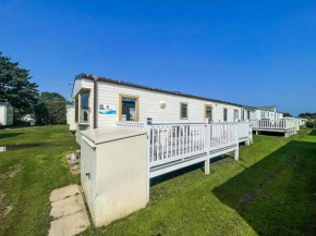 8 Berth Caravan With Decking At Sunnydale In Lincolnshire Ref 35087S